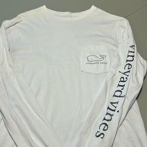 Vineyard Vines- Men XS Long Sleeve Tee White with blue logo